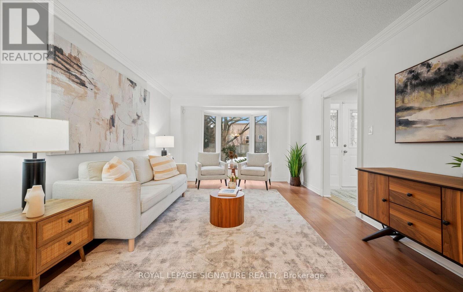 2035 Folkway Drive, Mississauga, Ontario  L5L 3G3 - Photo 7 - W12772112