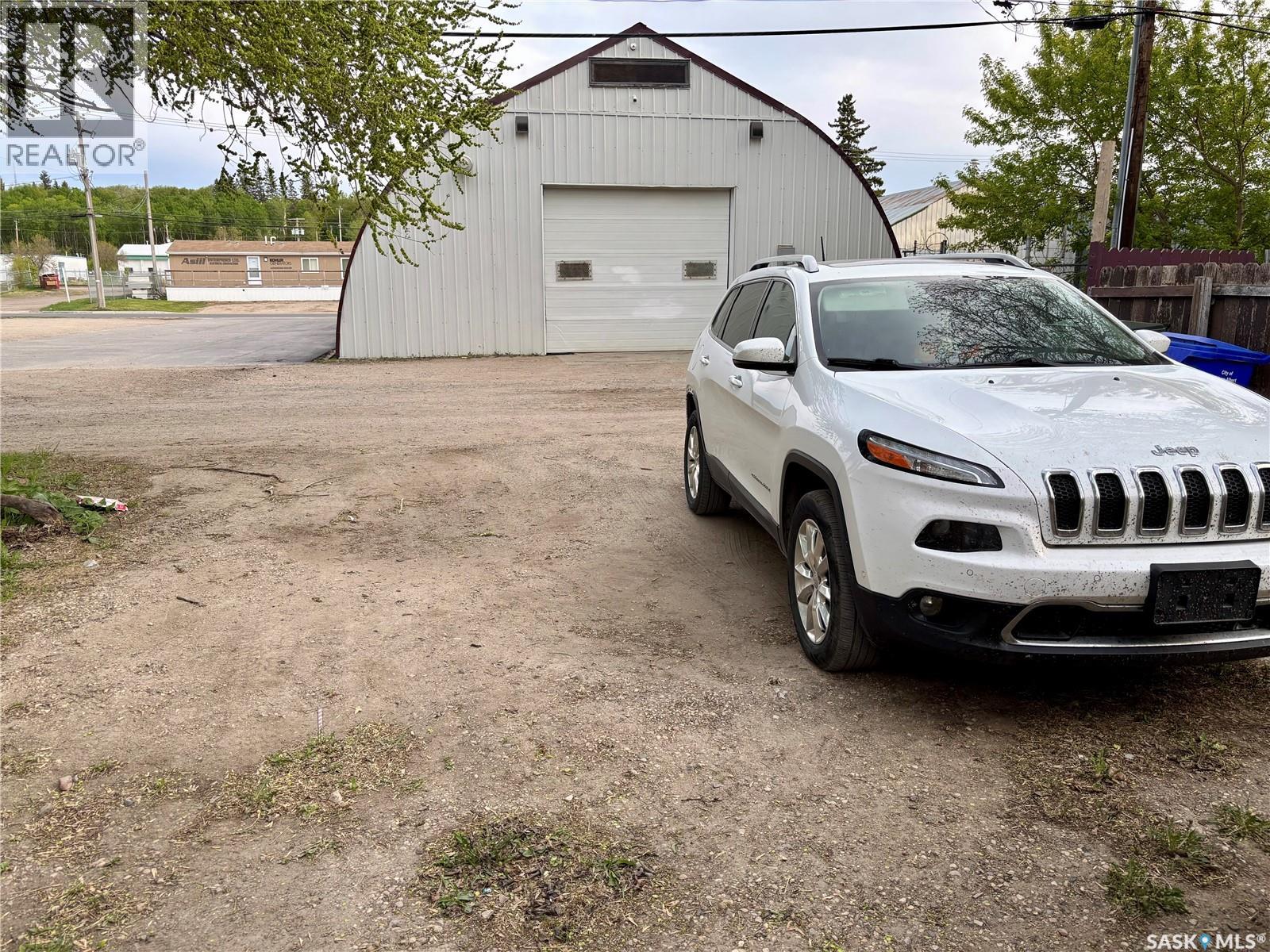 307 15th Street W, Prince Albert, Saskatchewan  S6V 3R1 - Photo 11 - SK028217