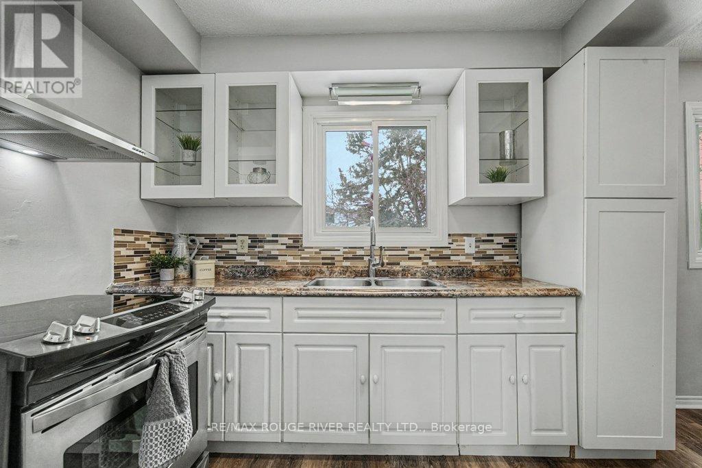 607 Carlisle Street, Cobourg, Ontario  K9A 4Y4 - Photo 21 - X12771998