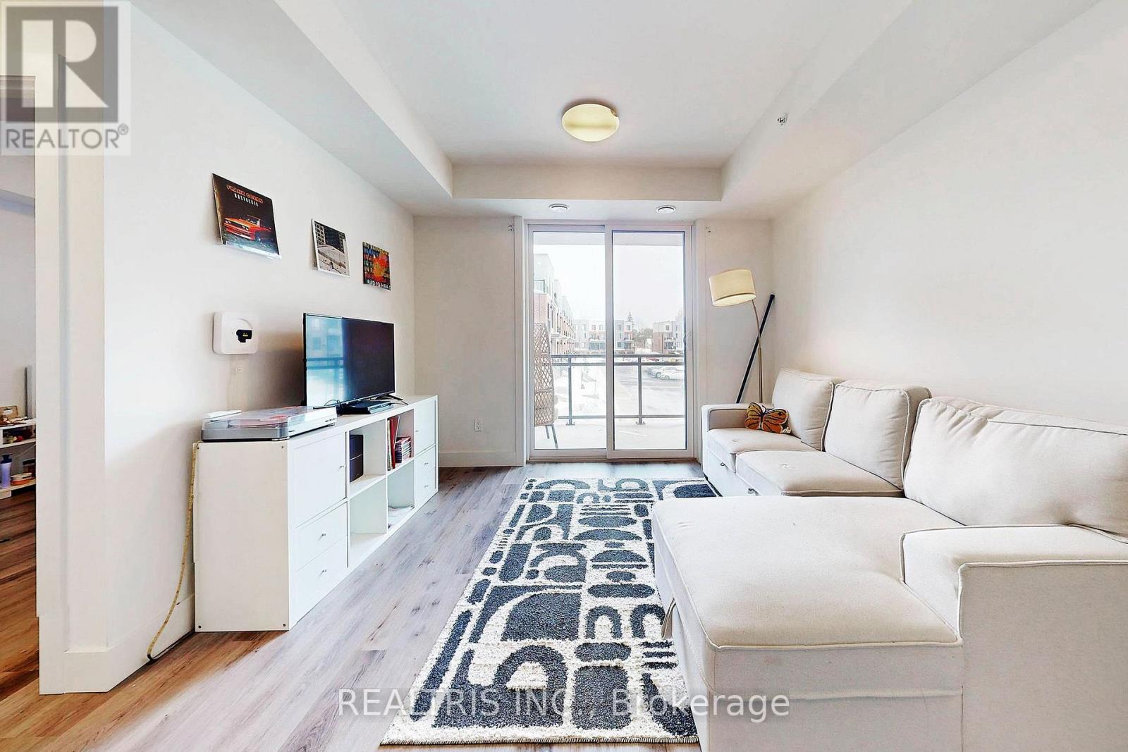 203 - 103 Roger Street, Waterloo, Ontario  N2J 0G2 - Photo 10 - X12772080