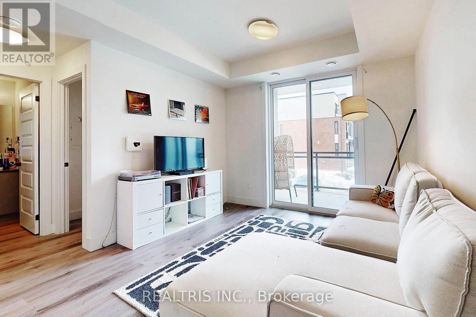 203 - 103 Roger Street, Waterloo, Ontario  N2J 0G2 - Photo 11 - X12772080