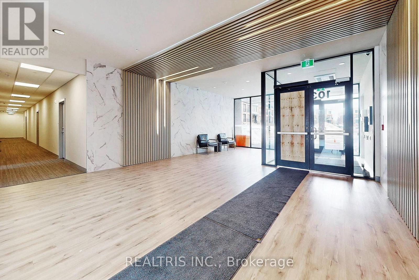 203 - 103 Roger Street, Waterloo, Ontario  N2J 0G2 - Photo 2 - X12772080