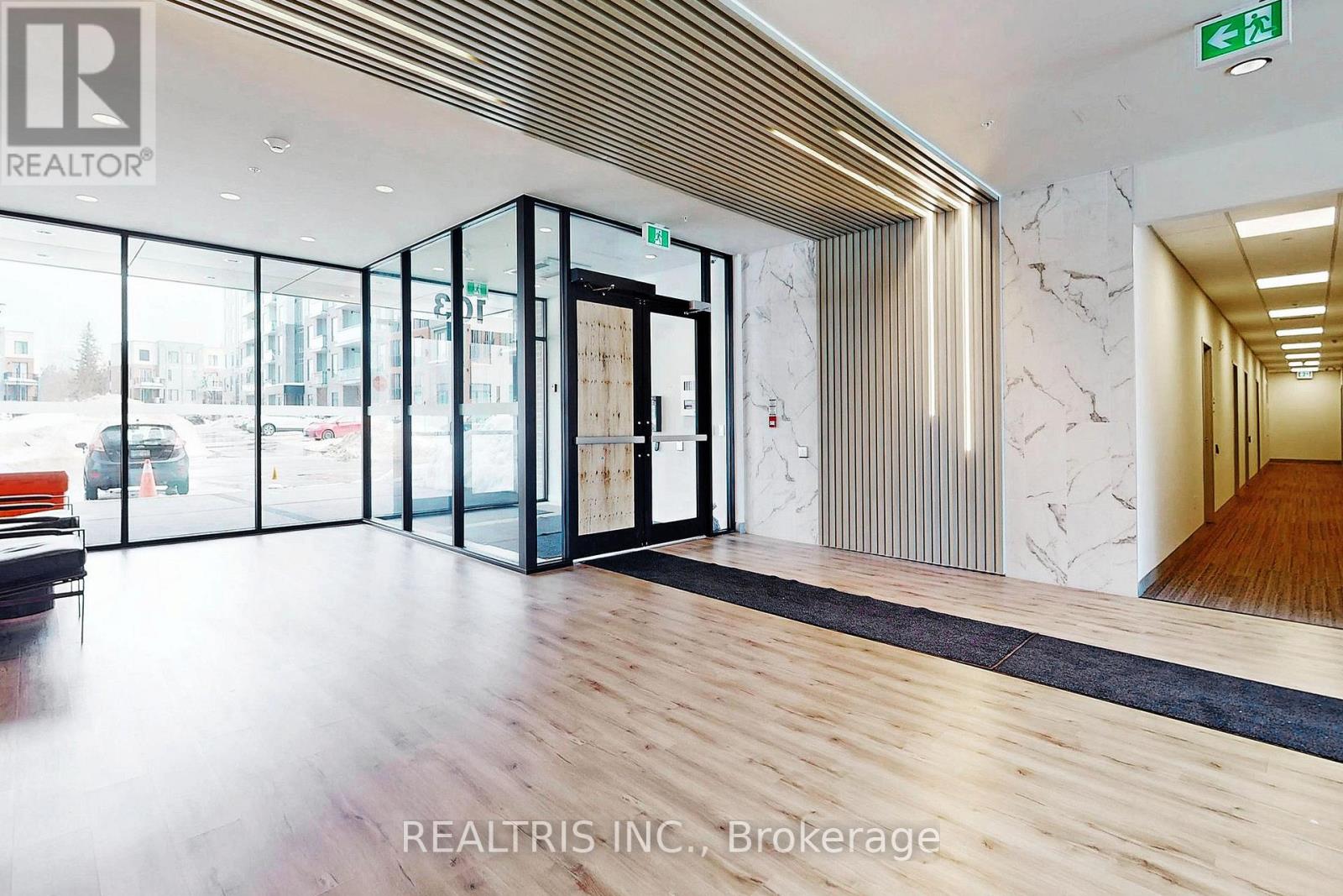 203 - 103 Roger Street, Waterloo, Ontario  N2J 0G2 - Photo 3 - X12772080