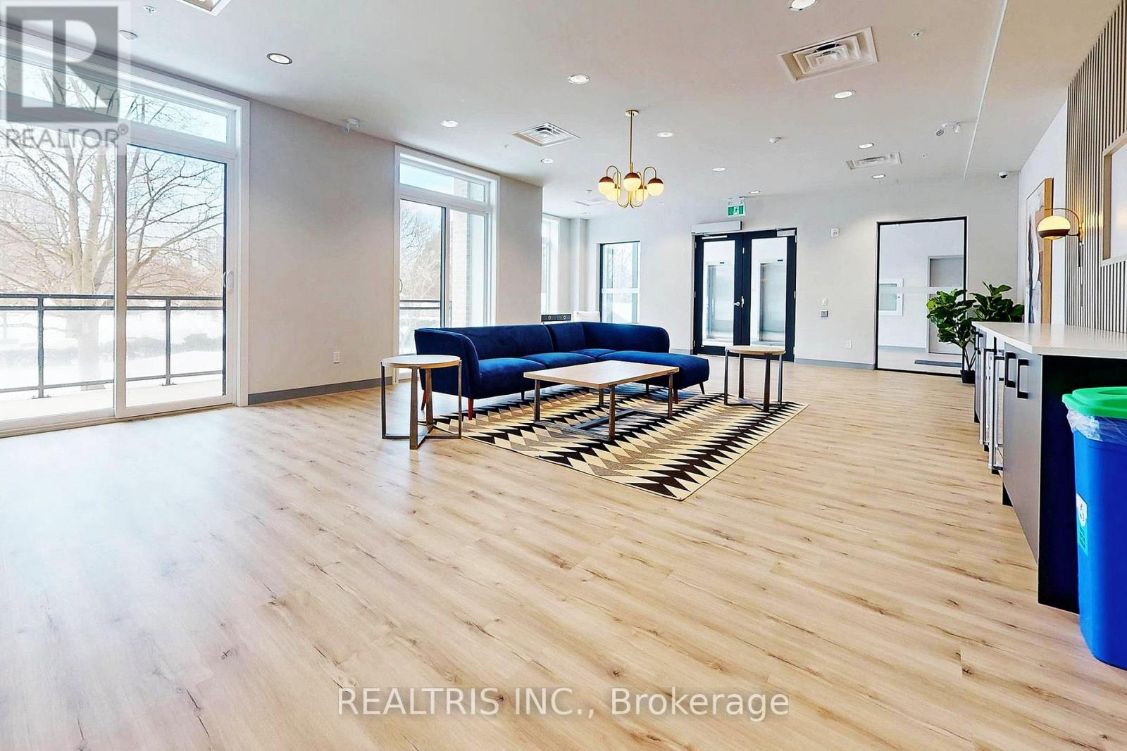 203 - 103 Roger Street, Waterloo, Ontario  N2J 0G2 - Photo 31 - X12772080