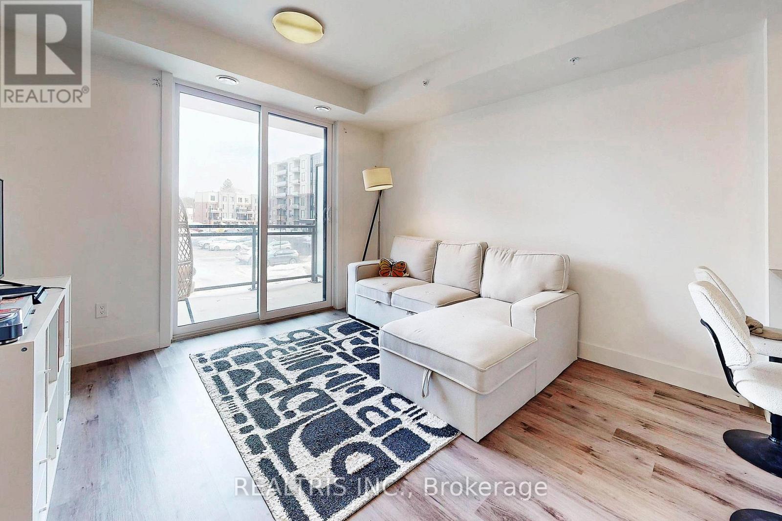 203 - 103 Roger Street, Waterloo, Ontario  N2J 0G2 - Photo 9 - X12772080