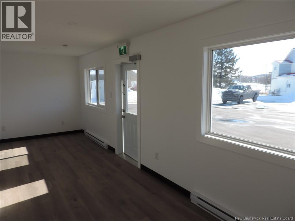 594 Rothesay Avenue Unit# 2, Saint John, New Brunswick  E2H 2H1 - Photo 2 - NB133324