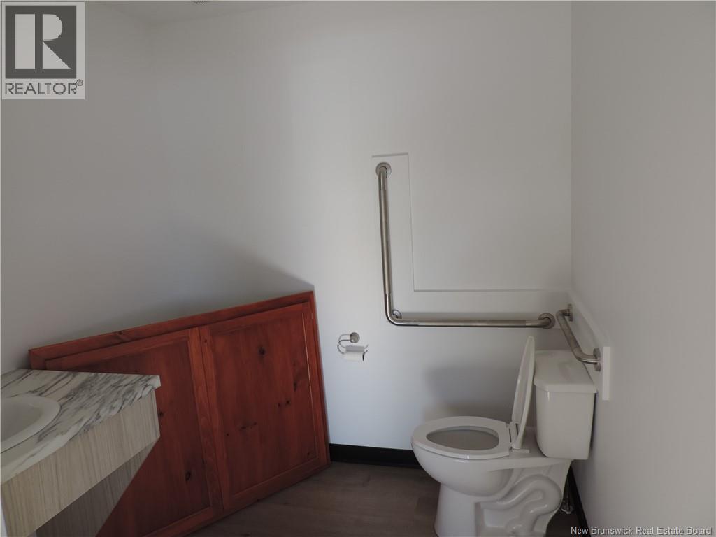 594 Rothesay Avenue Unit# 2, Saint John, New Brunswick  E2H 2H1 - Photo 3 - NB133324