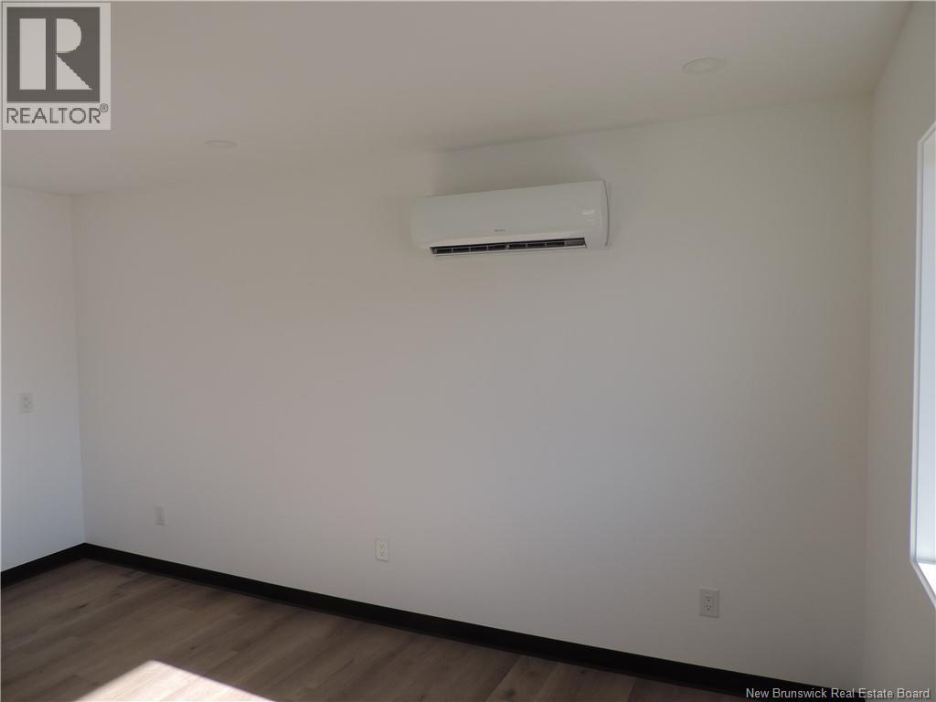 594 Rothesay Avenue Unit# 2, Saint John, New Brunswick  E2H 2H1 - Photo 4 - NB133324