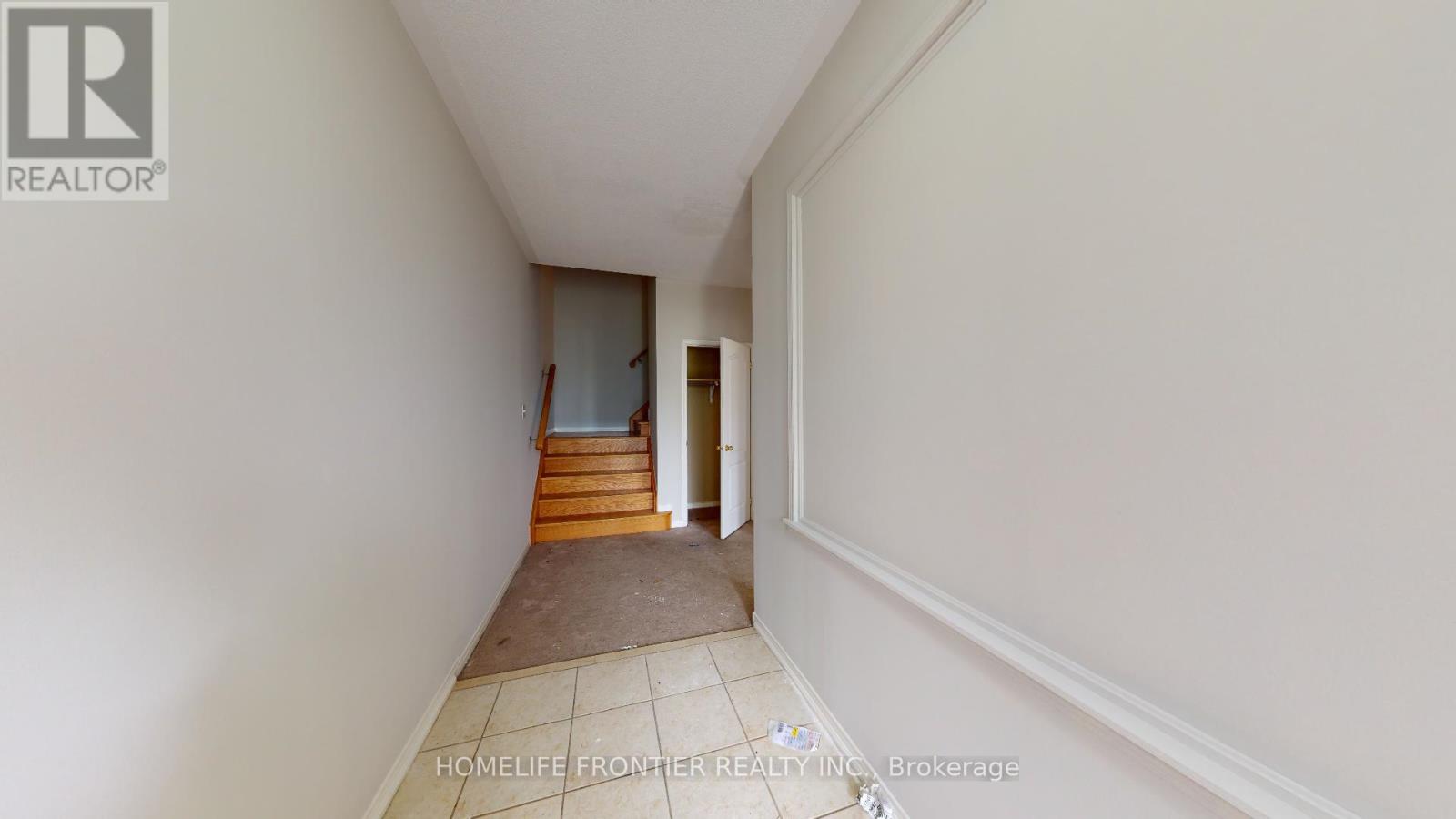 9 Elia Lane, Toronto (York University Heights), Ontario  M3J 0E5 - Photo 8 - W12760120