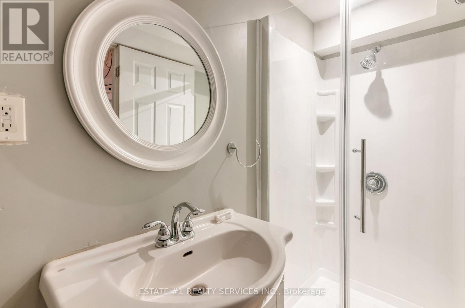 63 Tideland Drive, Brampton (Fletcher's Meadow), Ontario  L7A 2W1 - Photo 27 - W12768458