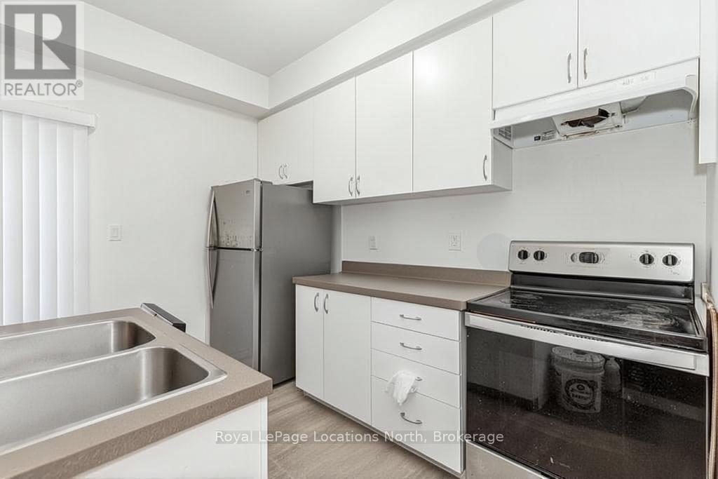 29 Dunes Drive, Wasaga Beach, Ontario L9Z 0J1 - Photo 5 - S12755820