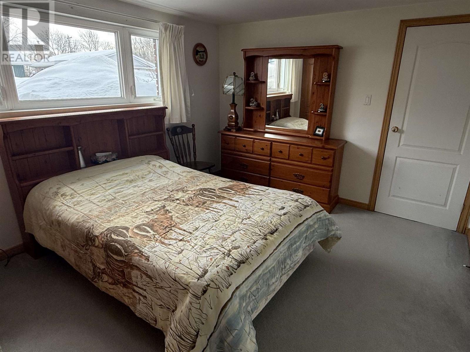 30 Axmith Ave, Elliot Lake, Ontario  P5A 1B7 - Photo 37 - SM260186