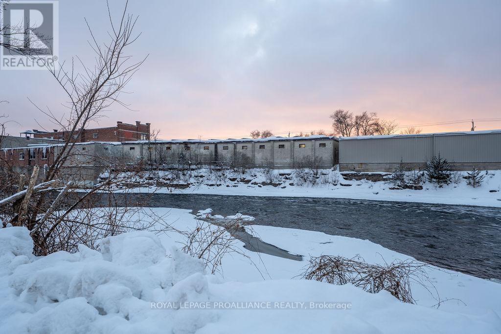 806 - 344 Front St Street, Belleville, Ontario  K8N 5M4 - Photo 6 - X12772306