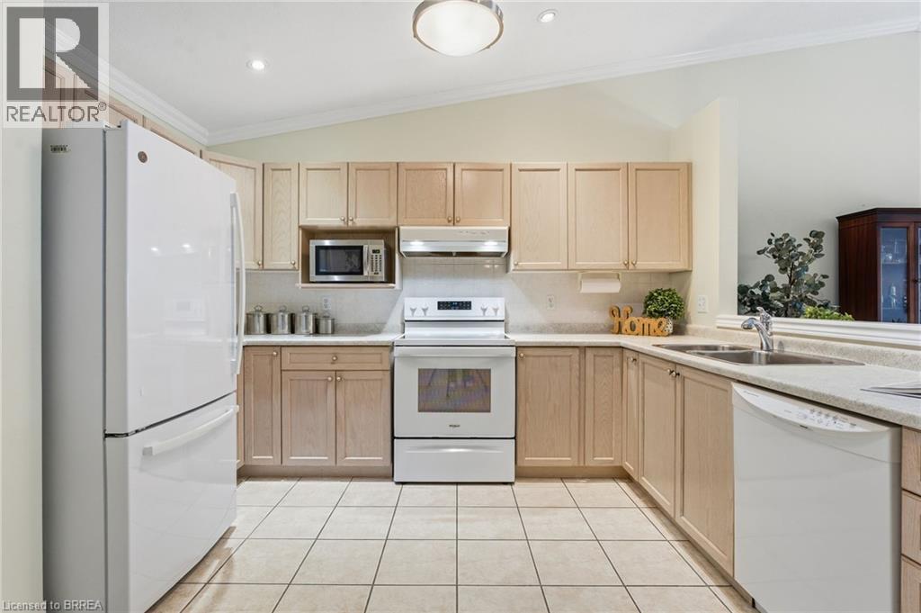 19 Hanlon Place Unit# 35, Paris, Ontario  N3L 4E7 - Photo 4 - 40802153