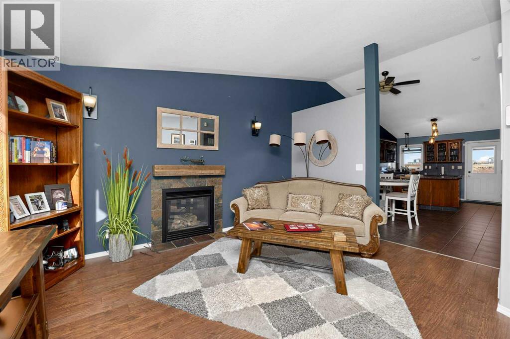 26 Lucky Place, Sylvan Lake, Alberta  T4S 0A9 - Photo 5 - A2284595