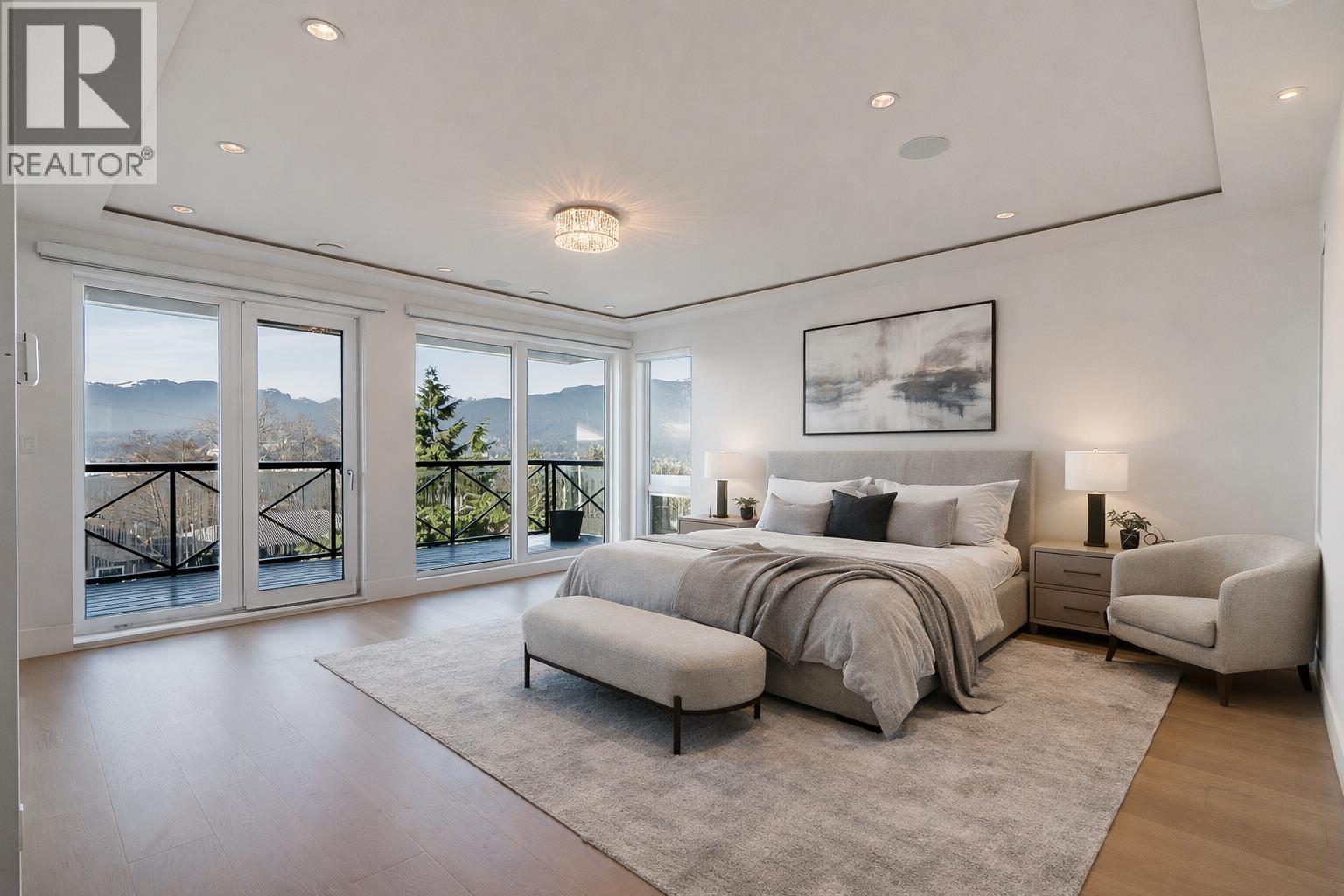 7329 Braeside Drive, Burnaby, British Columbia  V5A 1G2 - Photo 13 - R3085556