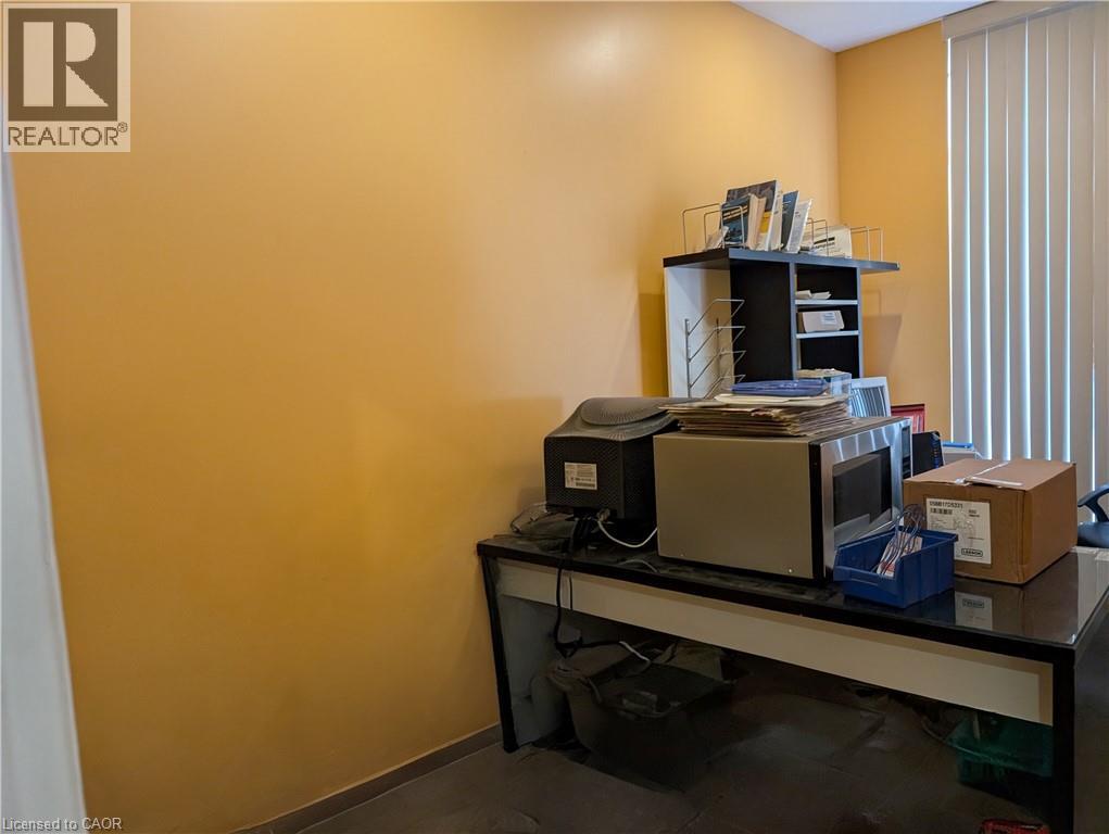 63 Silver Star Boulevard Unit# D17, Scarborough, Ontario  M1V 5E5 - Photo 3 - 40777233