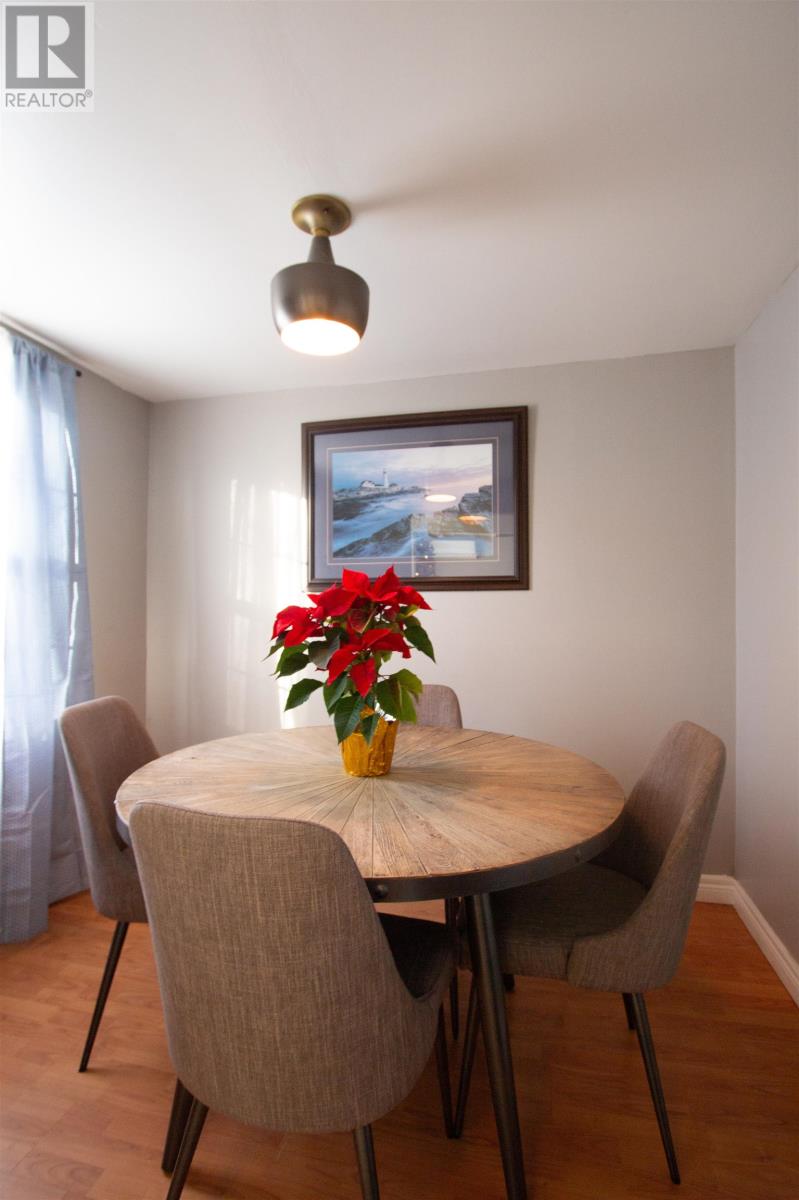 77 Russell Street, Summerside, Prince Edward Island  C1N 5H7 - Photo 8 - 202528732