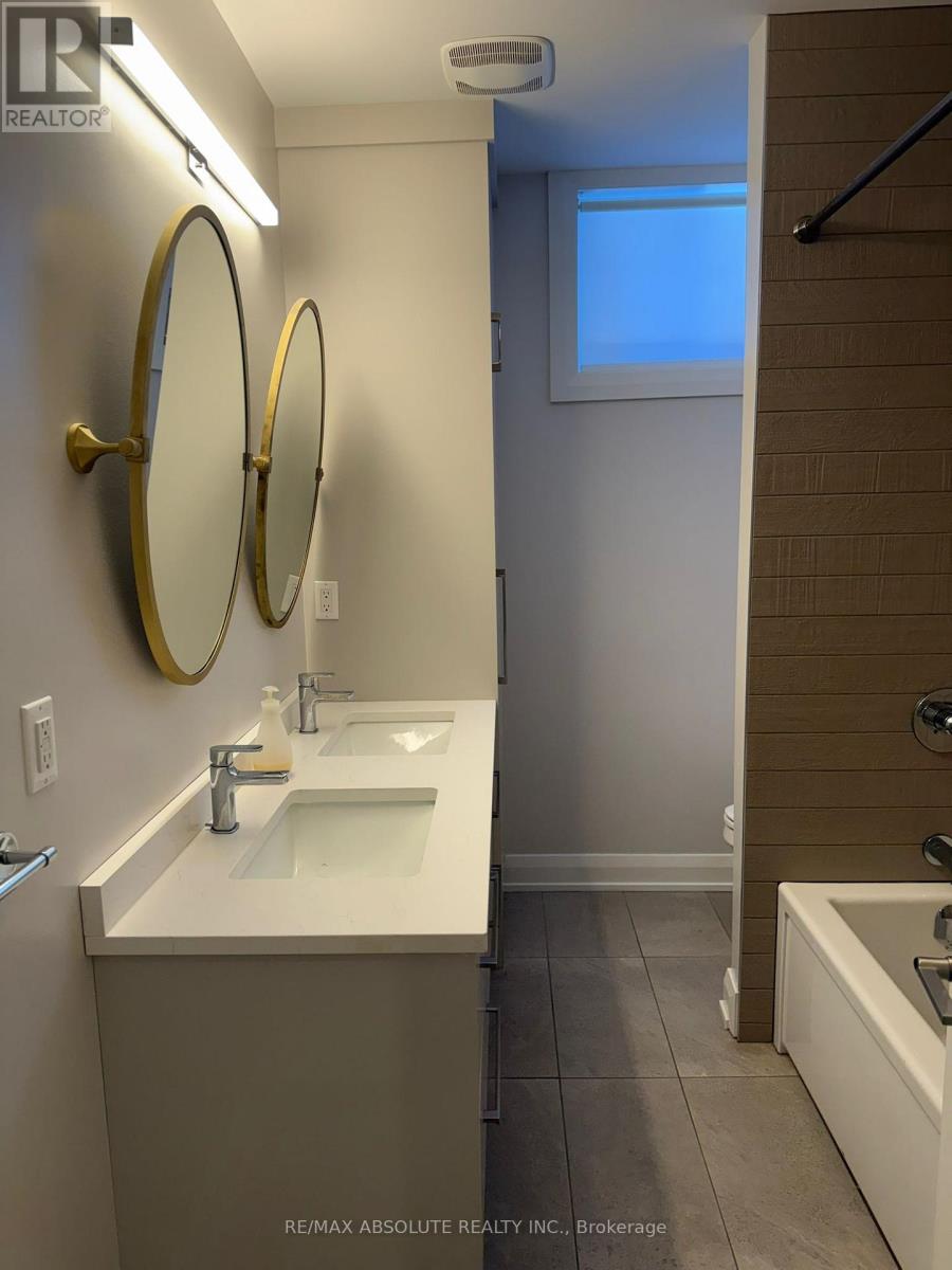 Unit 0 - 270 Byron Avenue, Ottawa, Ontario  K1Z 6Y9 - Photo 2 - X12772196