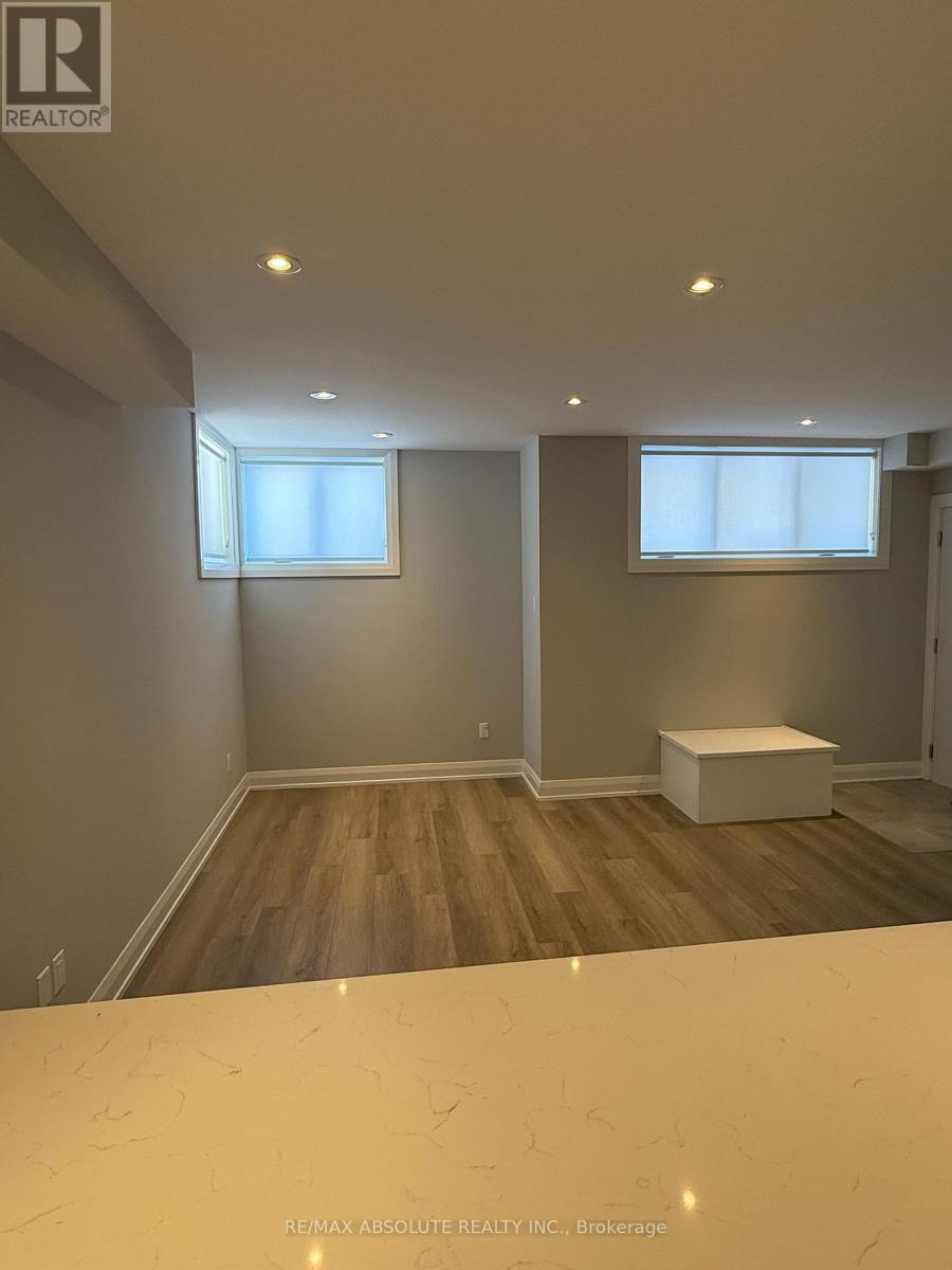 Unit 0 - 270 Byron Avenue, Ottawa, Ontario  K1Z 6Y9 - Photo 8 - X12772196