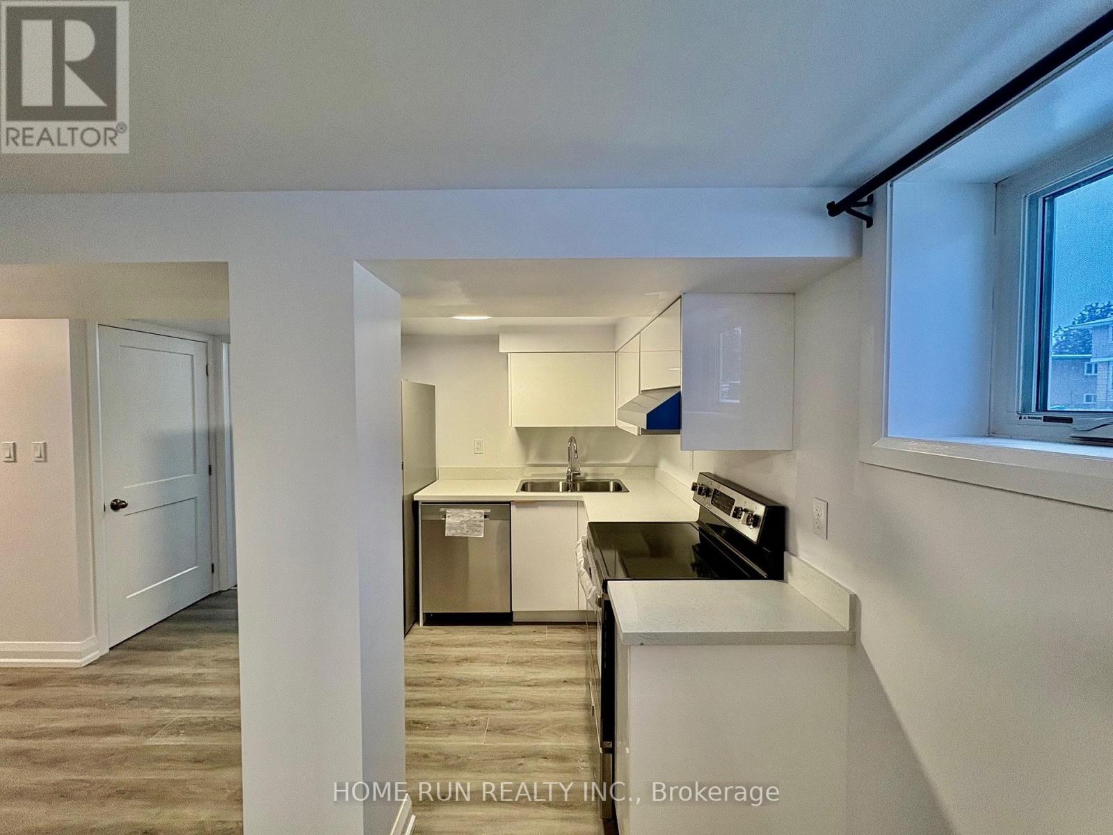 3 - 1436 Bellamy Street, Ottawa, Ontario  K2C 1S3 - Photo 4 - X12772288