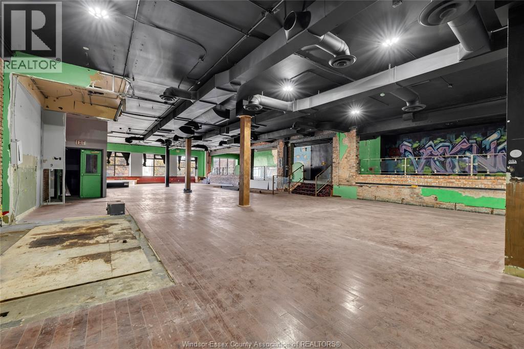 251-271 Ouellette Avenue, Windsor, Ontario  N9A 4H9 - Photo 11 - 26002857