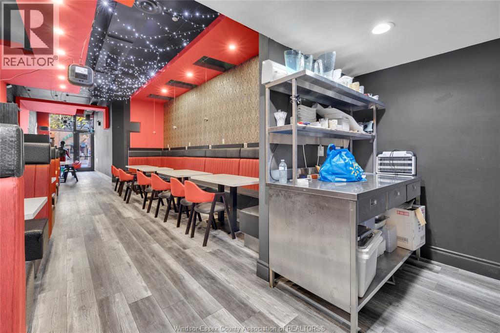 251-271 Ouellette Avenue, Windsor, Ontario  N9A 4H9 - Photo 6 - 26002857