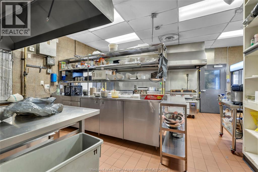 251-271 Ouellette Avenue, Windsor, Ontario  N9A 4H9 - Photo 8 - 26002857