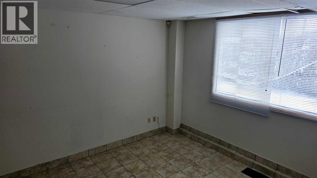 B, 5406 43 Street, Red Deer, Alberta  T4N 1C9 - Photo 17 - A2285021