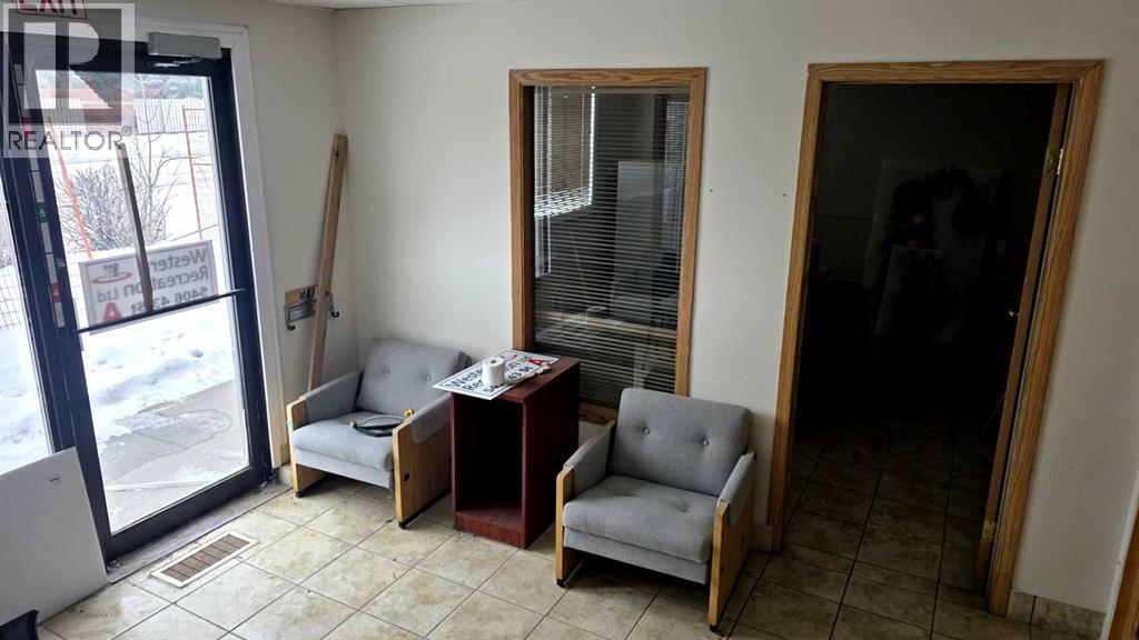 B, 5406 43 Street, Red Deer, Alberta  T4N 1C9 - Photo 18 - A2285021