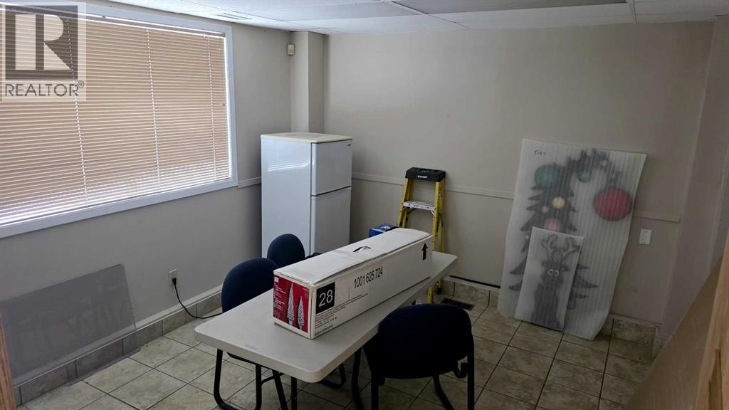 B, 5406 43 Street, Red Deer, Alberta  T4N 1C9 - Photo 20 - A2285021