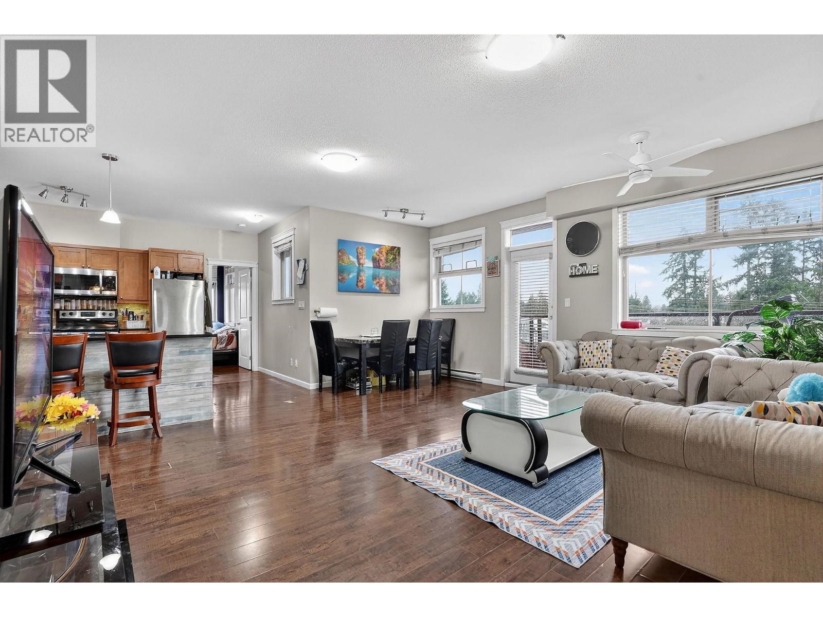 404 22858 Lougheed Highway, Maple Ridge, British Columbia  V2X 2V6 - Photo 5 - R3086879