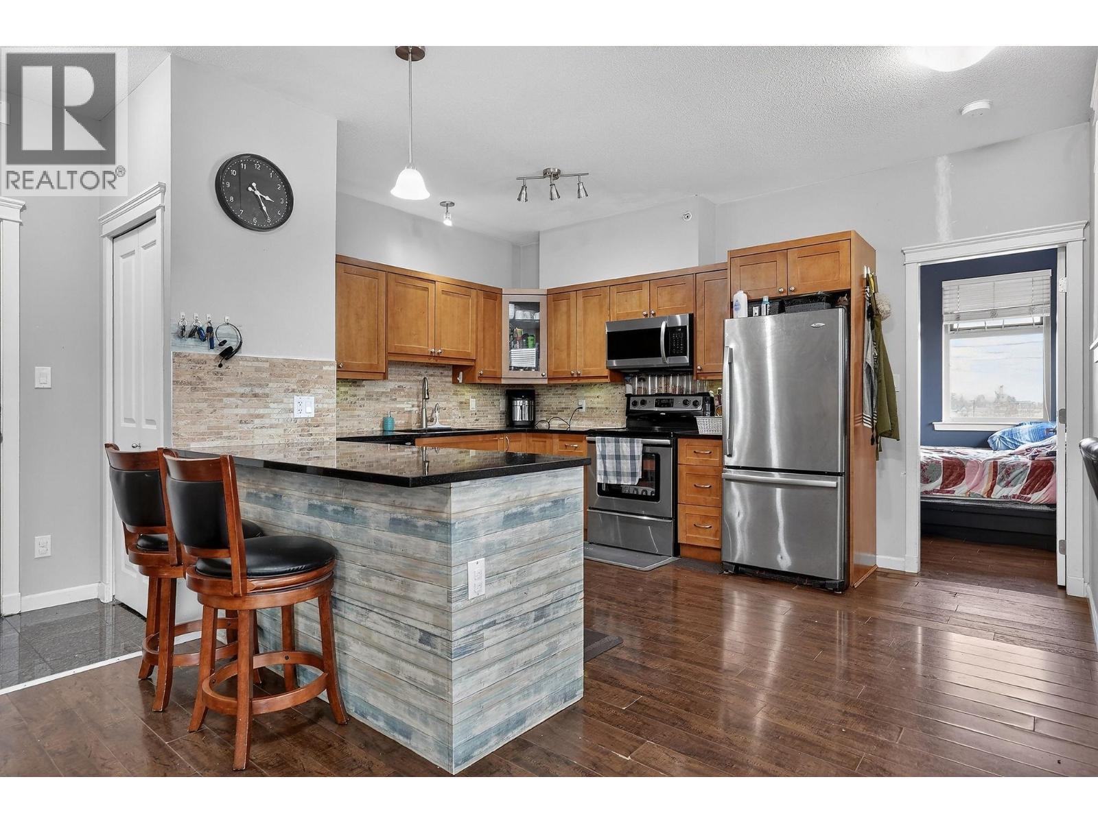 404 22858 Lougheed Highway, Maple Ridge, British Columbia  V2X 2V6 - Photo 9 - R3086879