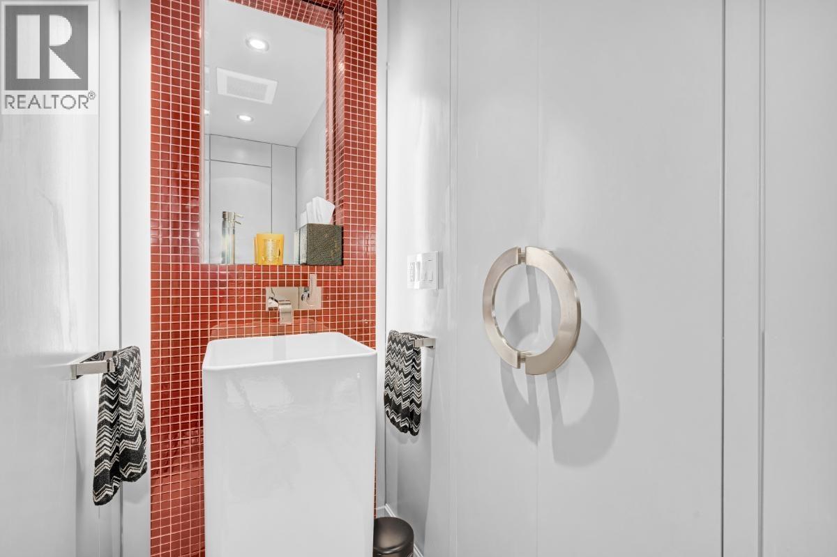 3450 W 8th Avenue, Vancouver, British Columbia  V6R 1Y5 - Photo 13 - R3087836