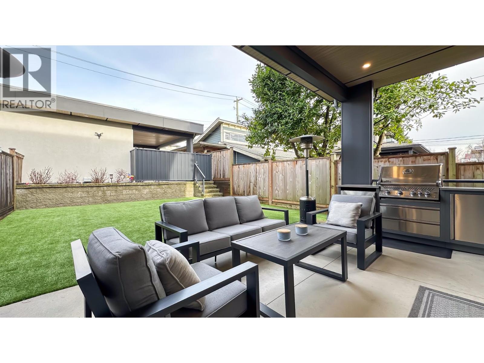 338 E 5th Street, North Vancouver, British Columbia  V7L 1L9 - Photo 30 - R3087841