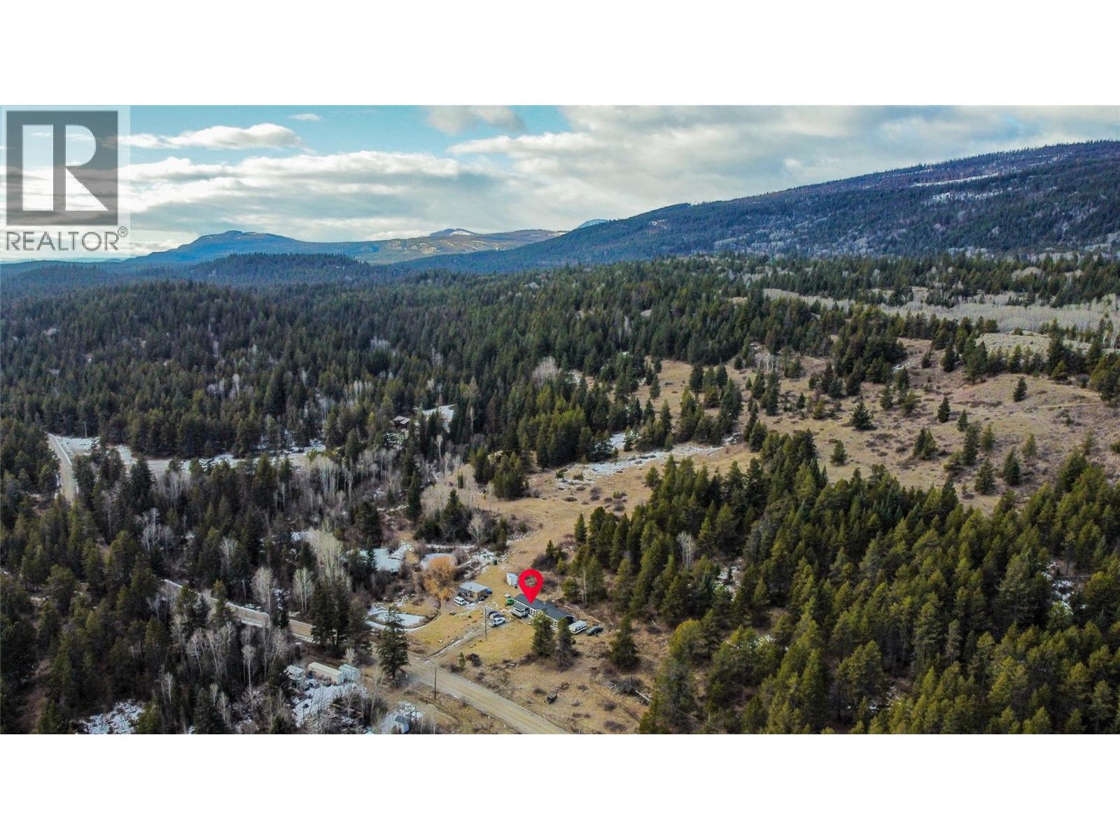 4067 Torrent Road, Skookumchuck, British Columbia  V0B 2E0 - Photo 5 - 10374594