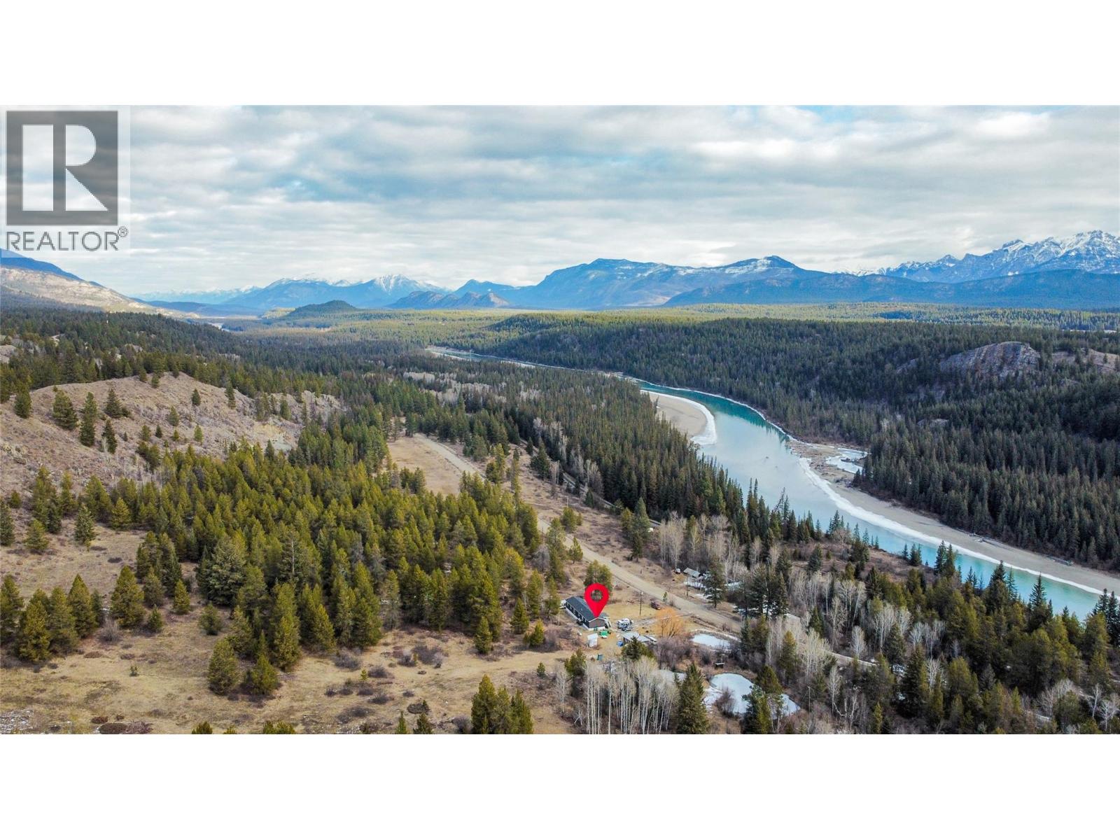 4067 Torrent Road, Skookumchuck, British Columbia  V0B 2E0 - Photo 7 - 10374594