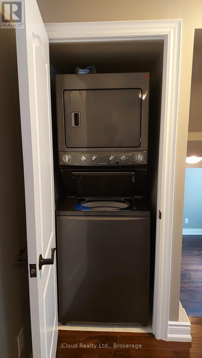 24 Histon Crescent, Brampton (Madoc), Ontario  L6V 3R1 - Photo 6 - W12727842