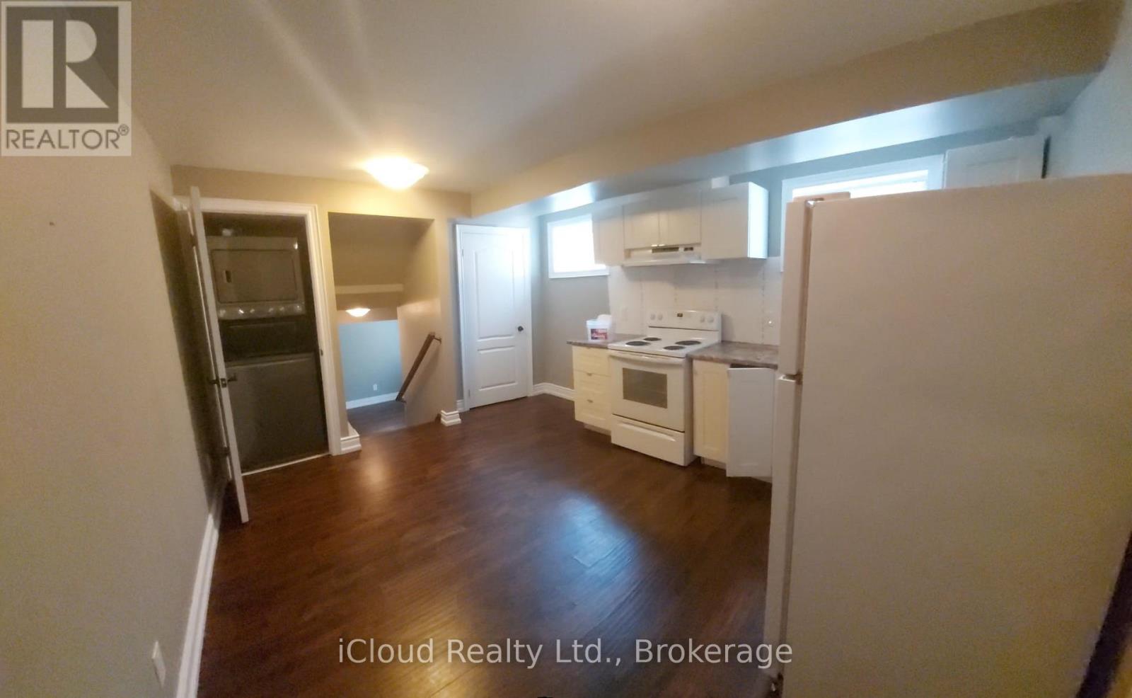 24 Histon Crescent, Brampton (Madoc), Ontario  L6V 3R1 - Photo 4 - W12727842