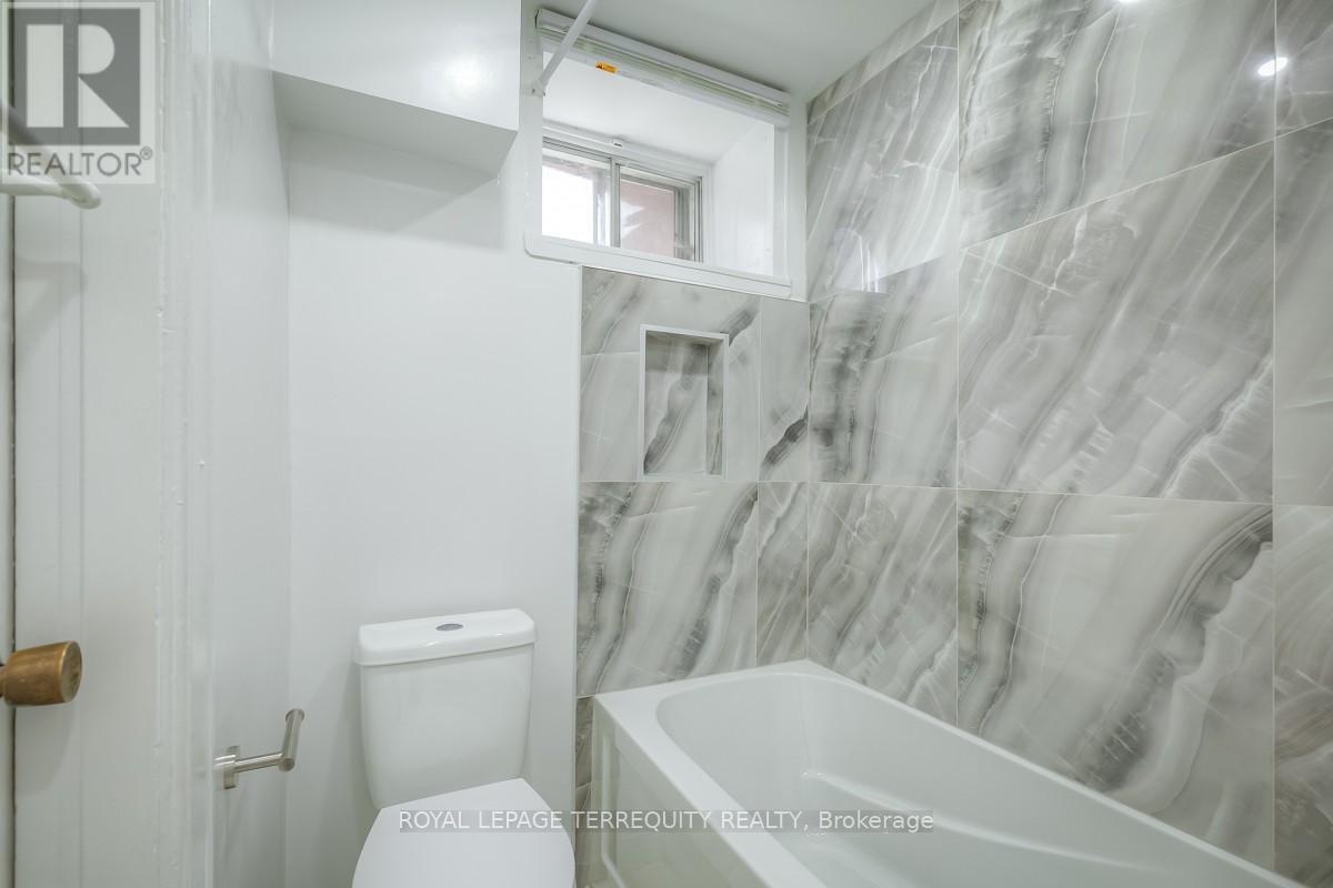 5 - 135 Jane Street, Toronto (Runnymede-Bloor West Village), Ontario  M6S 3Y7 - Photo 20 - W12772140