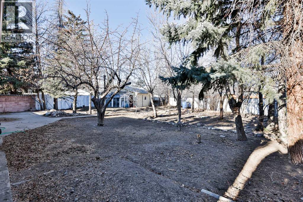 1403 12 Avenue N, Lethbridge, Alberta  T1H 1R2 - Photo 15 - A2285038