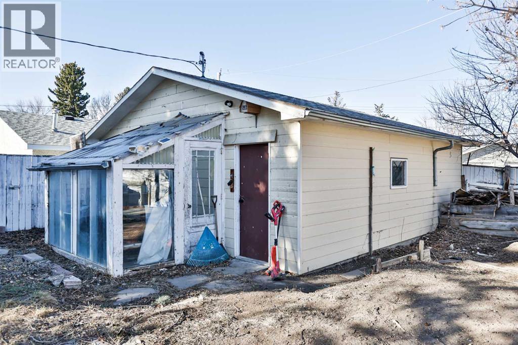 1403 12 Avenue N, Lethbridge, Alberta  T1H 1R2 - Photo 16 - A2285038