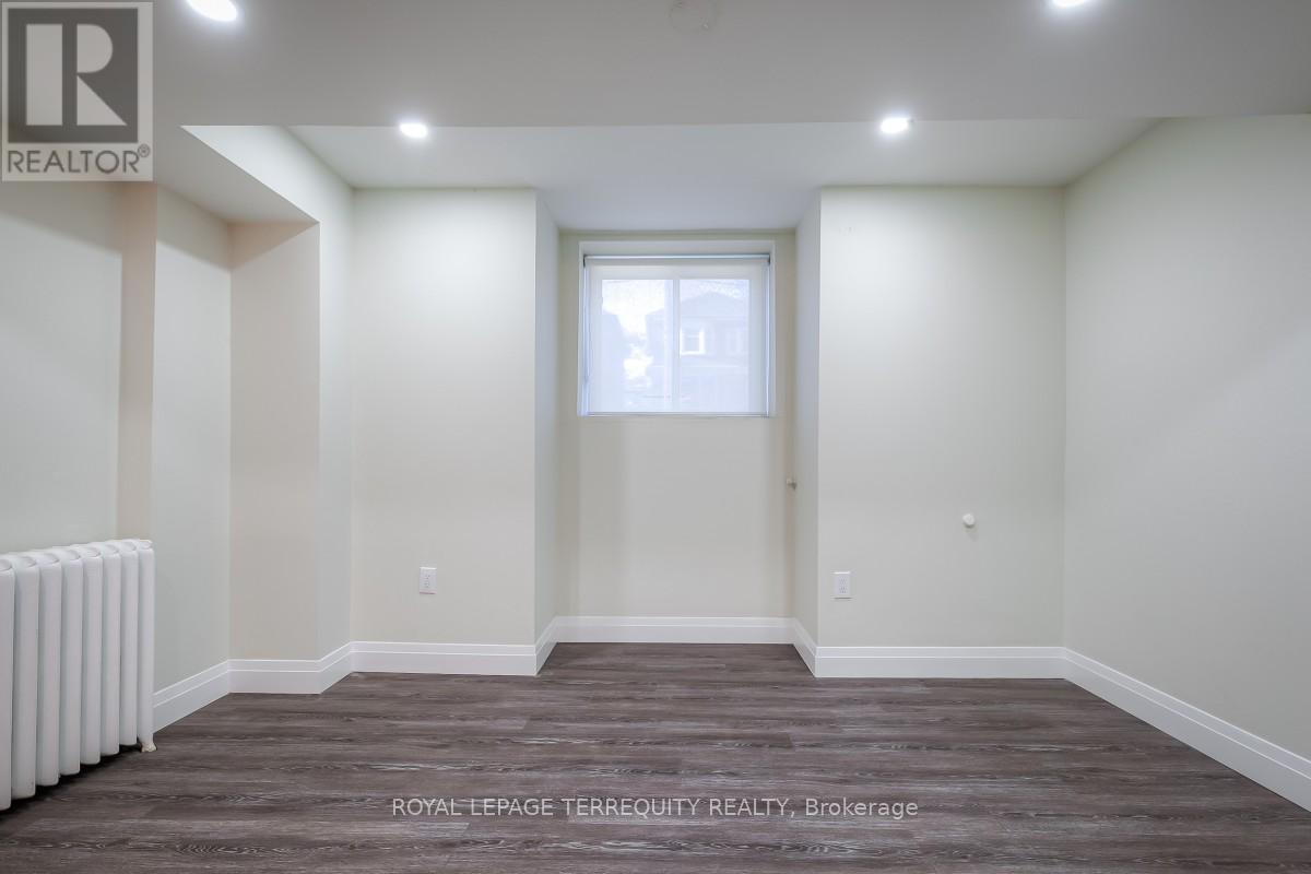 5 - 135 Jane Street, Toronto (Runnymede-Bloor West Village), Ontario  M6S 3Y7 - Photo 9 - W12772140