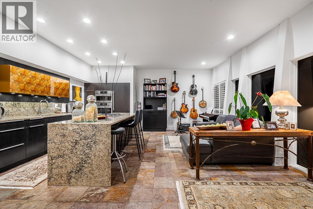 955 20th Street, West Vancouver, British Columbia  V7V 3Z2 - Photo 8 - R3087821