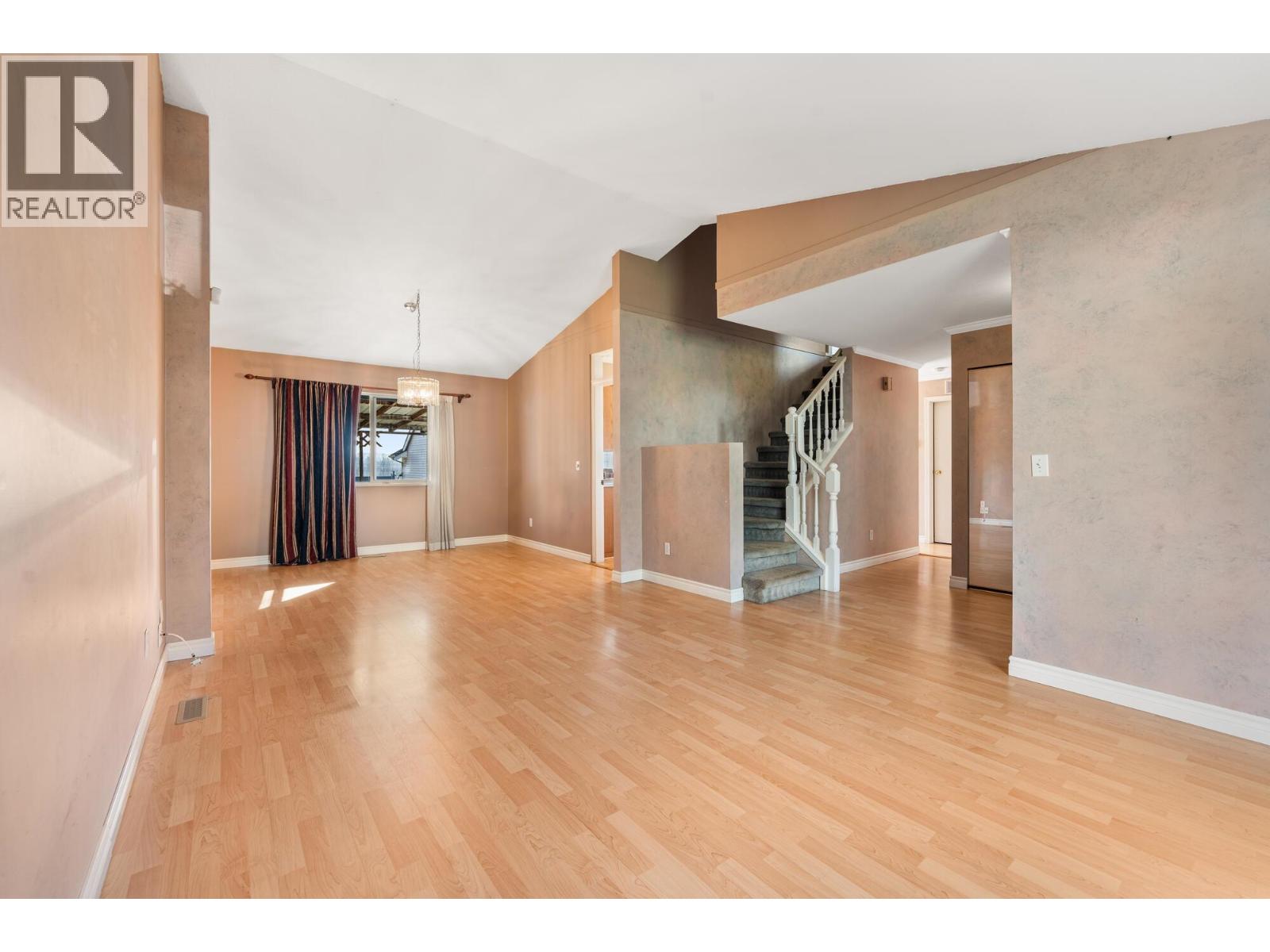 2412 Magellan Court, Coquitlam, British Columbia  V3K 6P8 - Photo 10 - R3087832