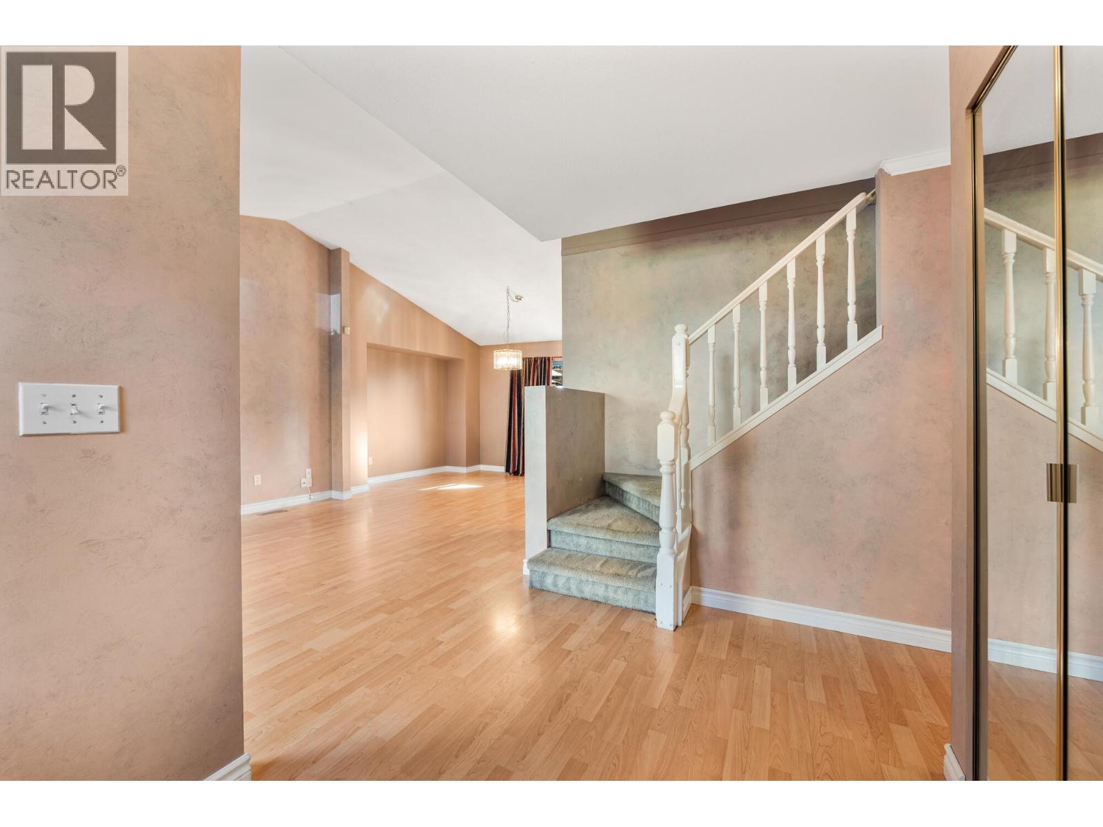 2412 Magellan Court, Coquitlam, British Columbia  V3K 6P8 - Photo 12 - R3087832