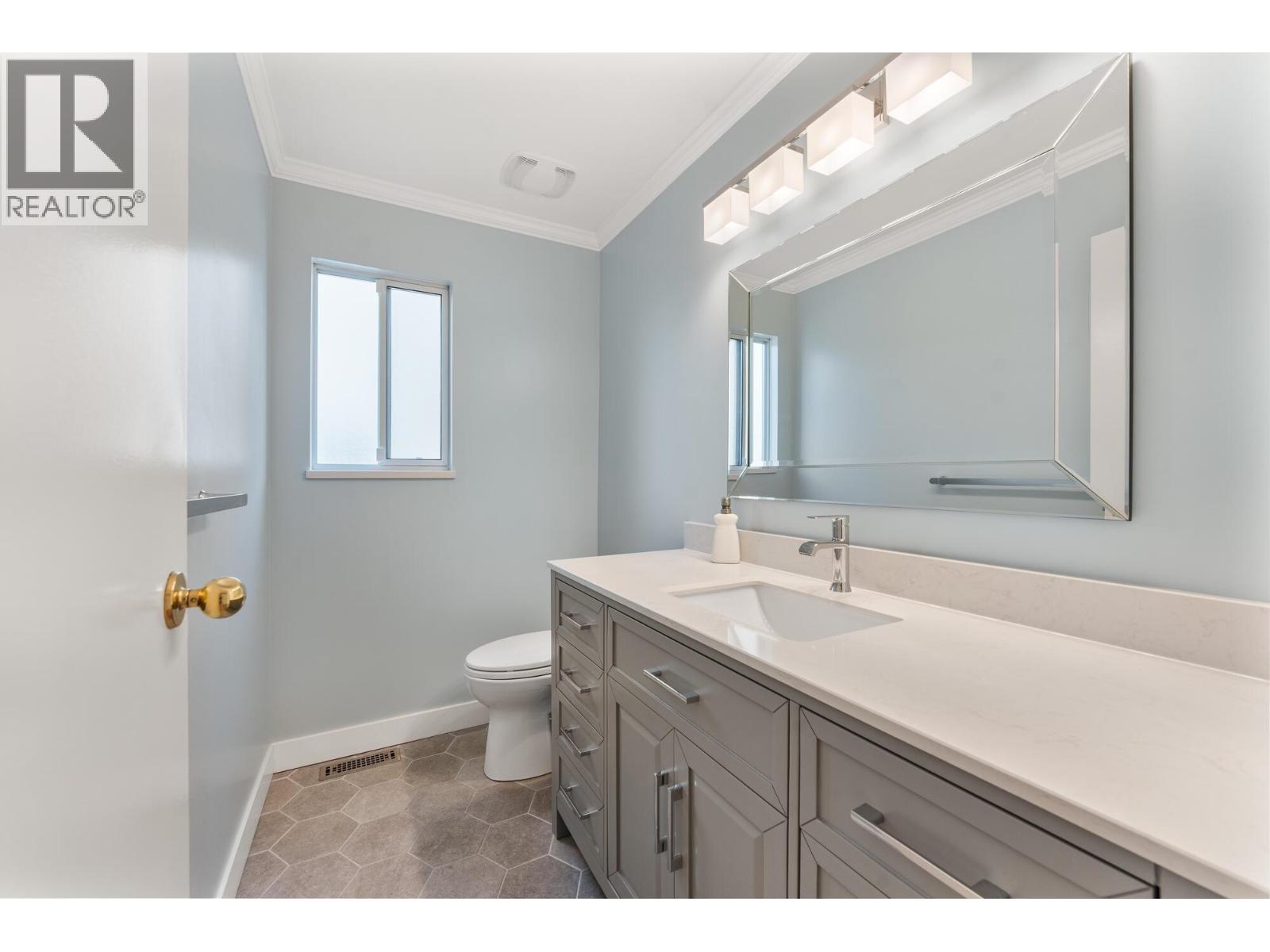 2412 Magellan Court, Coquitlam, British Columbia  V3K 6P8 - Photo 22 - R3087832