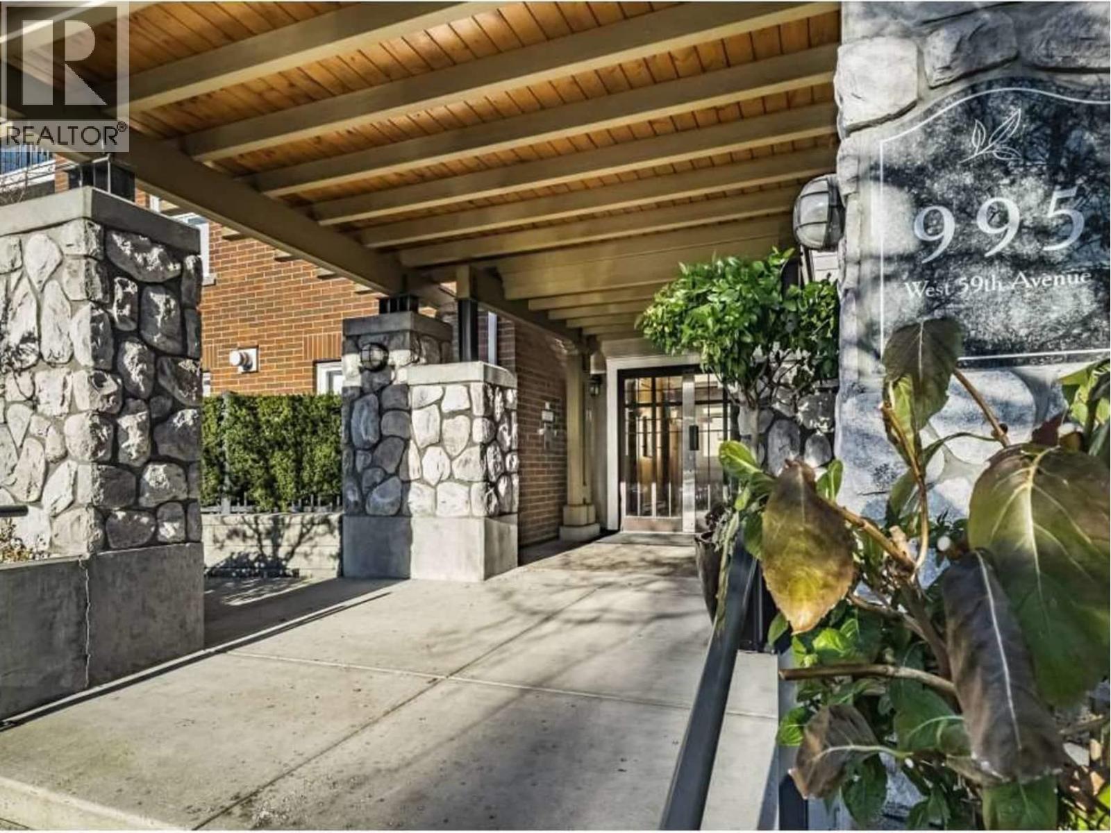 302 995 W 59 Avenue, Vancouver, British Columbia  V6P 6Z2 - Photo 2 - R3087862