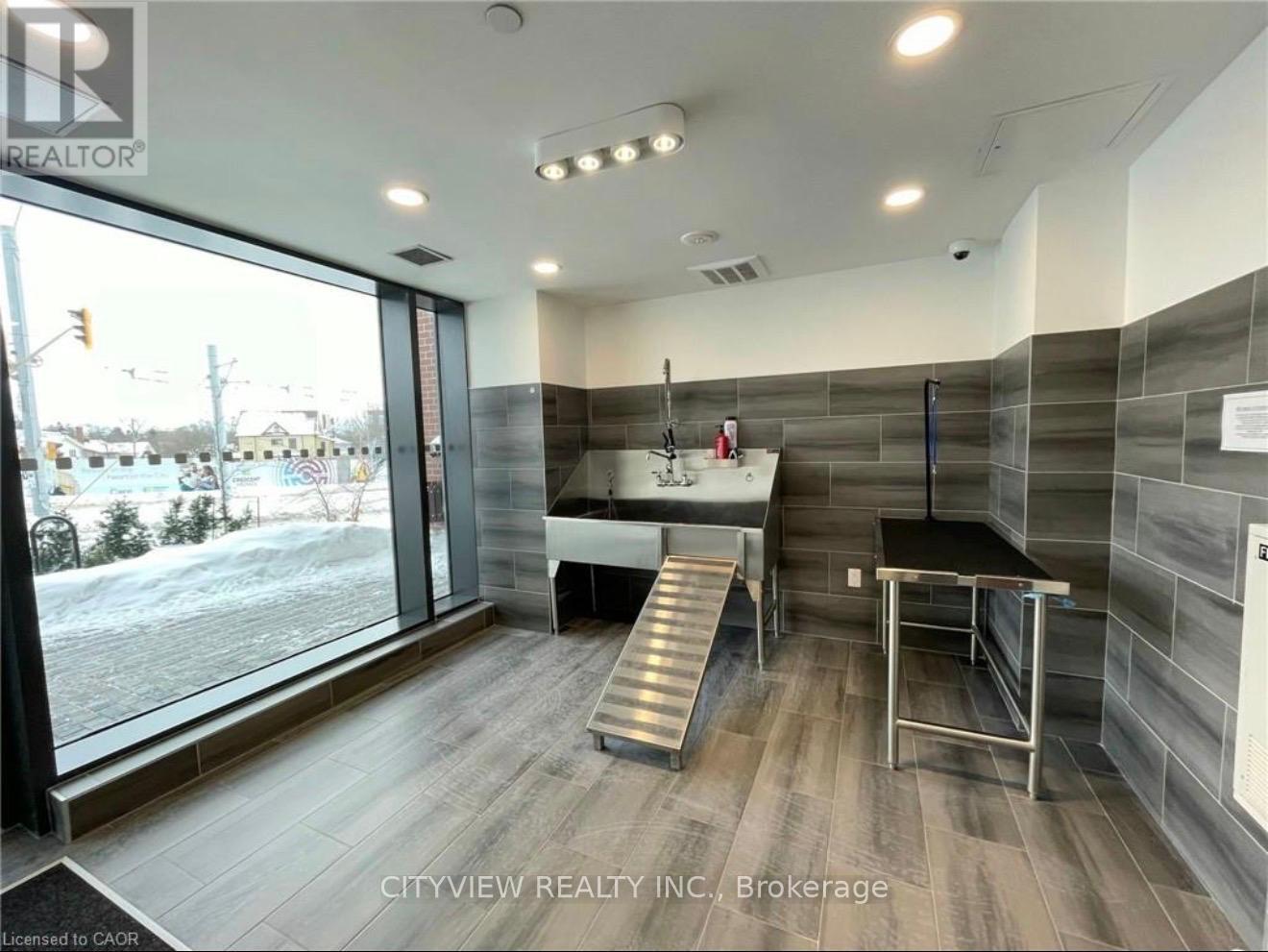 1809 - 25 Wellington Street S, Kitchener, Ontario  N2G 0G5 - Photo 30 - X12763318