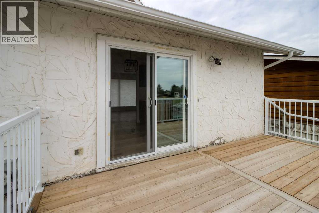 23 Trent Road W, Lethbridge, Alberta  T1K 4N1 - Photo 26 - A2251986